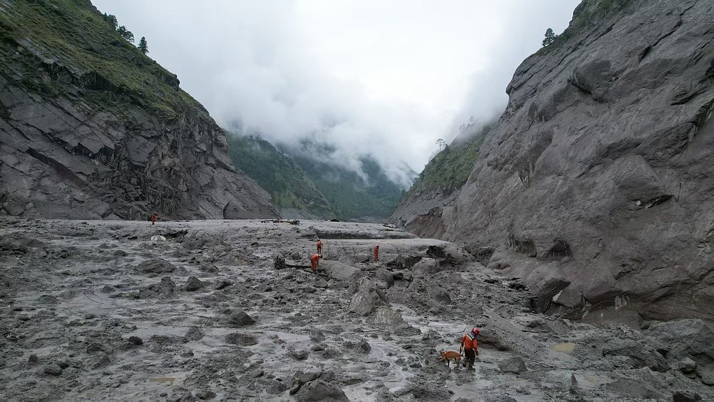 Nepalese Expert: Cross-border Mudslide Triggered by Climate-driven Glacier Collapse in Nepal